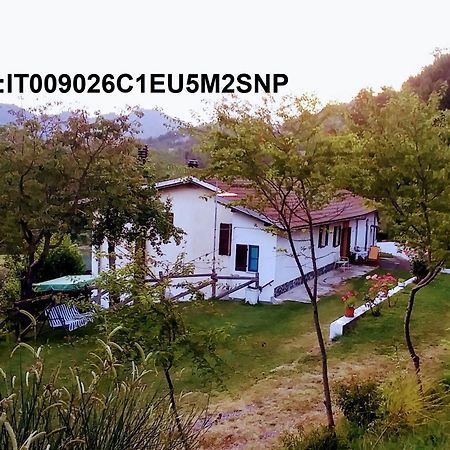 B&B La Casa Del Daino Millesimo Exterior photo